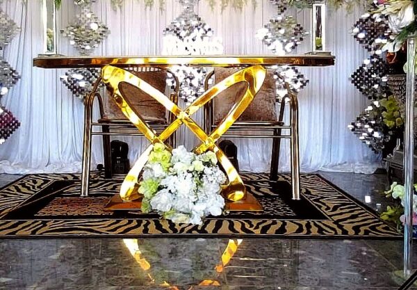 Table pour les mariés /LOCATION – Image 2