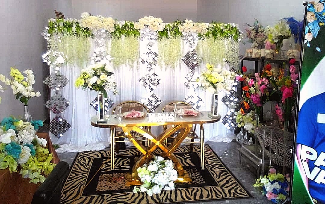 Table pour les mariés /LOCATION