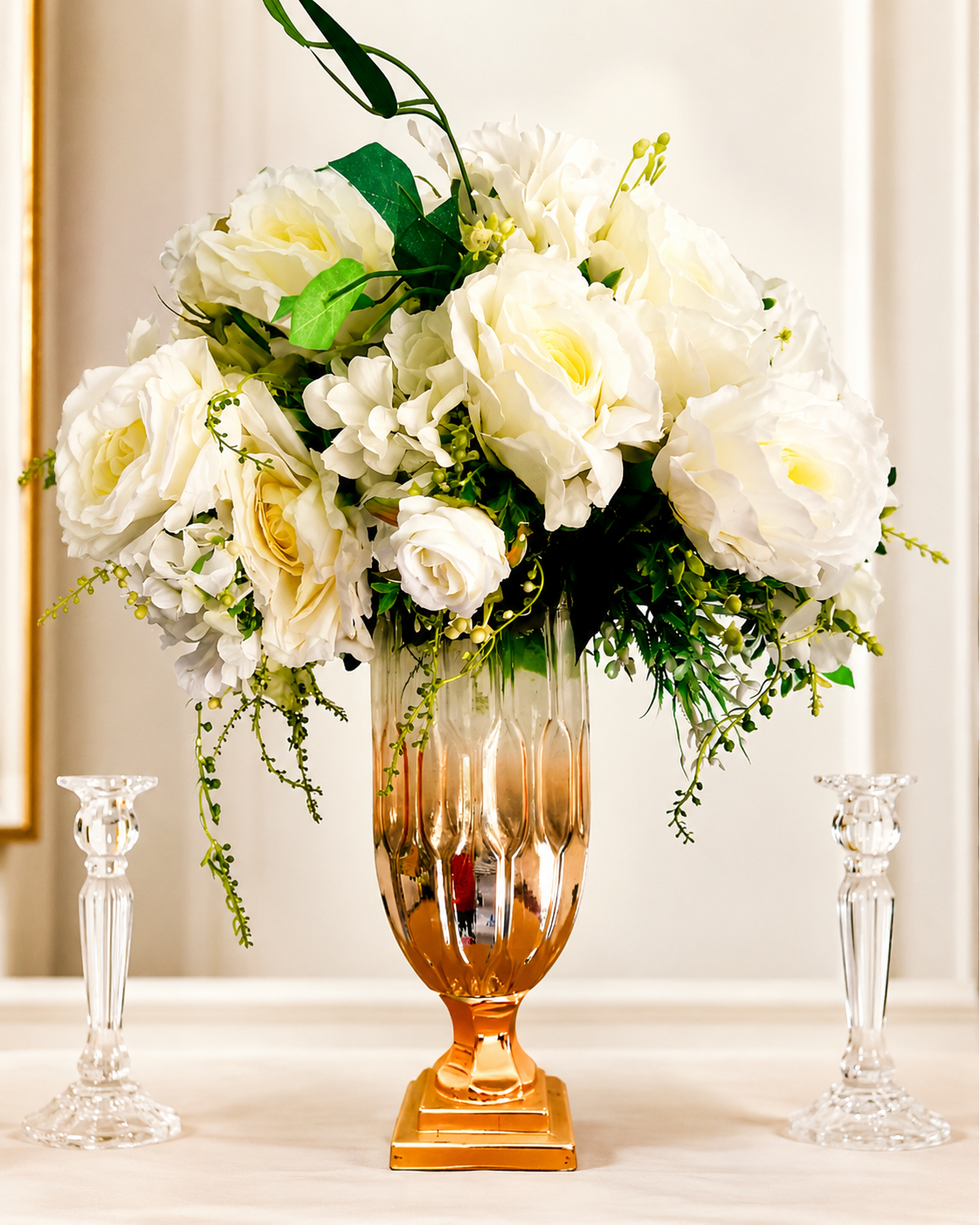 Vases / LOCATION – Image 4